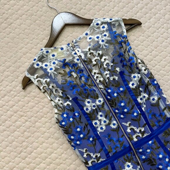 NWT $498 BRONX & BANCO Blue & White Floral Embroidered Mesh Cocktail Dress L 8 - Picture 12 of 12
